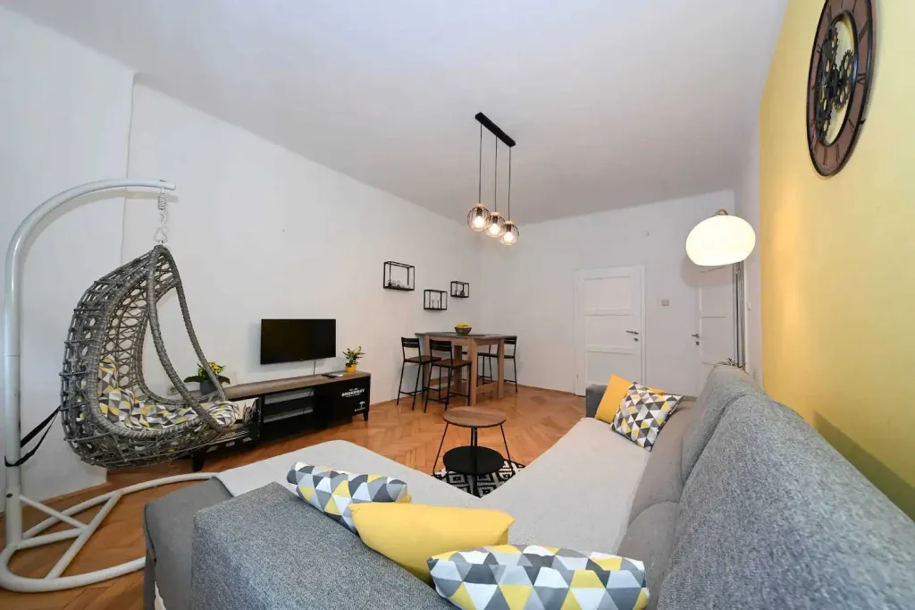 Apartman u samom centru Zadra za  osobe
