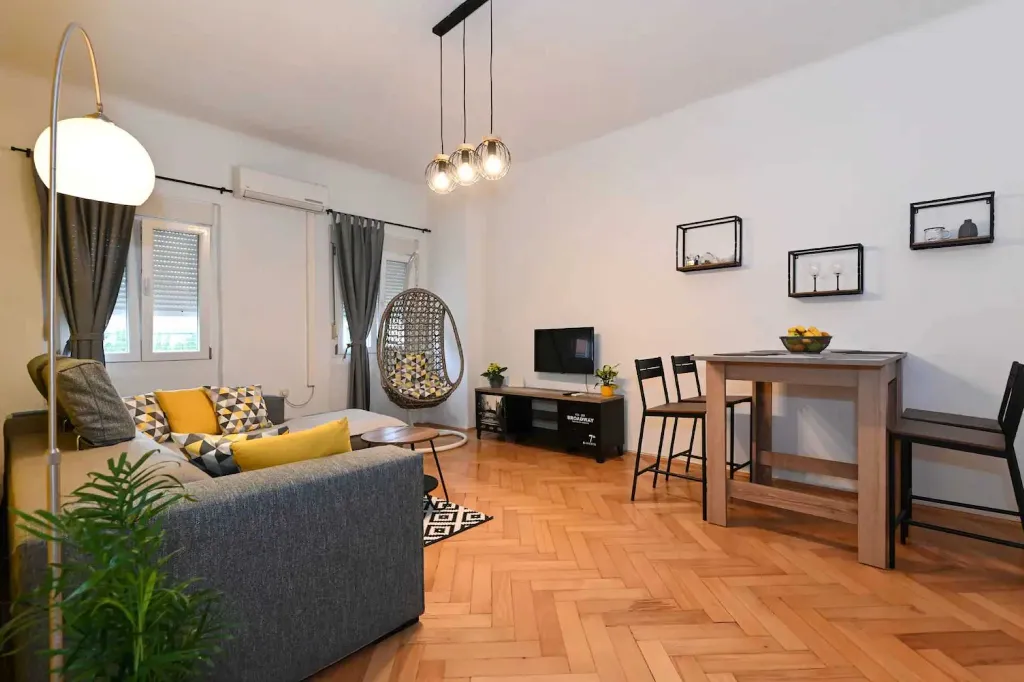 Apartman u samom centru Zadra za  osobe