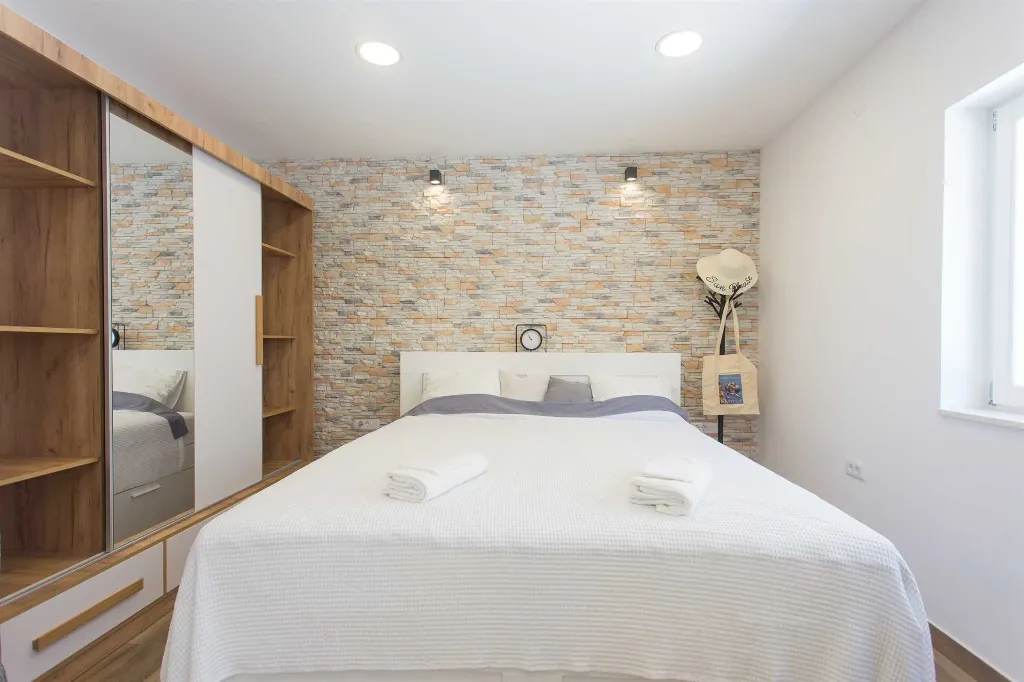 Newly renovated studio apartment near Split