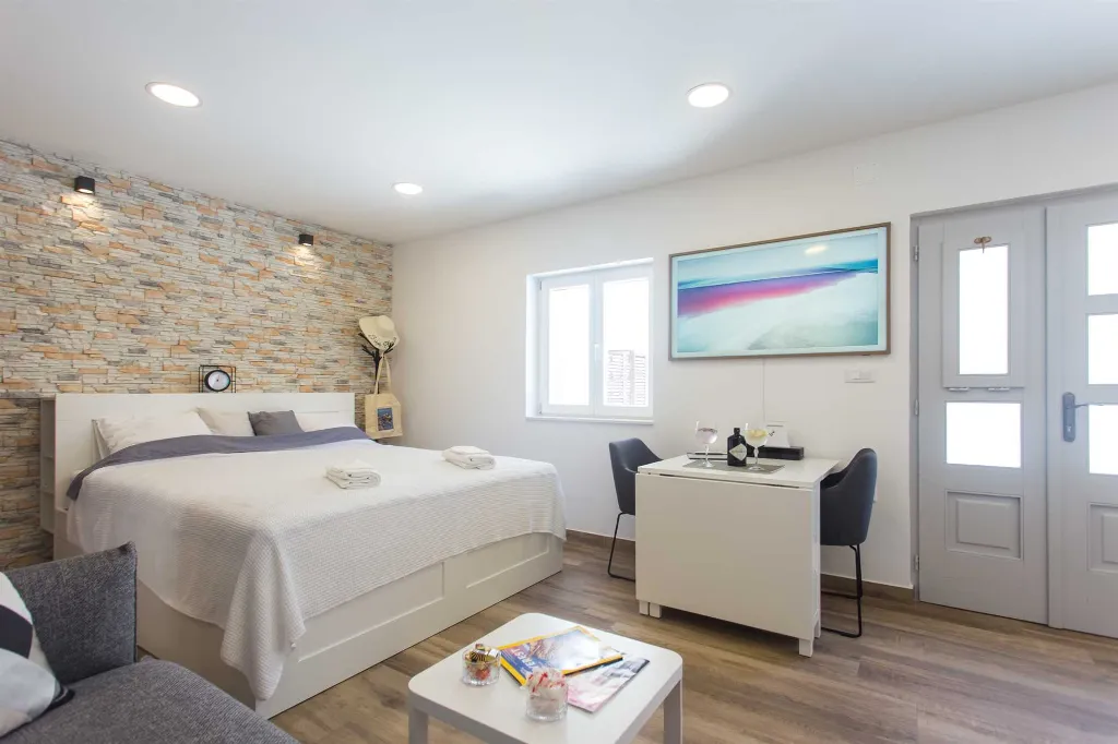 Newly renovated studio apartment near Split