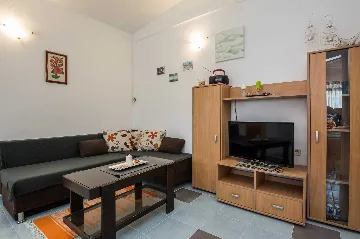 Two-Bedroom Apartment in Vir for 5 Guests