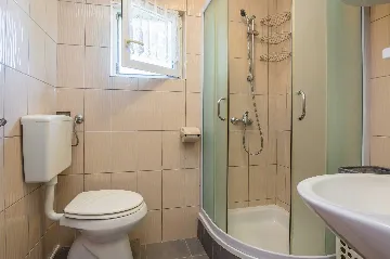 Two-Bedroom Apartment in Vir for 5 Guests