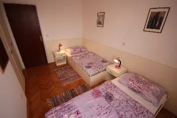 Apartment in Vir for 2-4 with Balcony