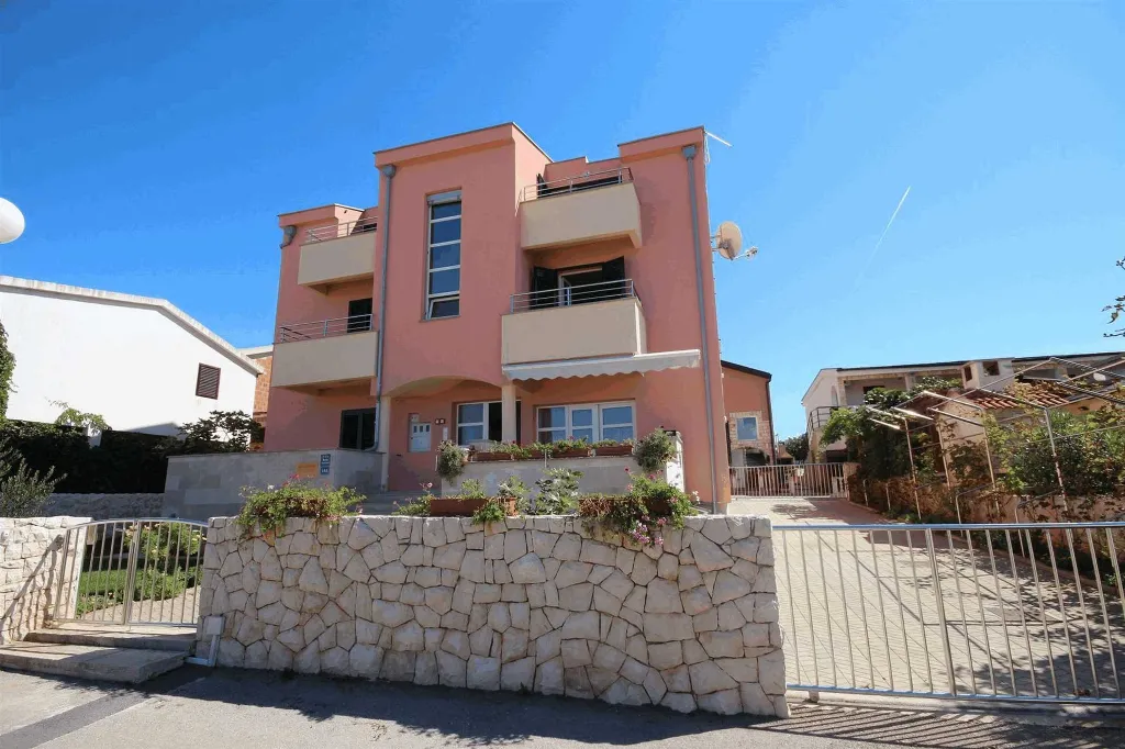 Apartment in Vir for 2-4 with Balcony
