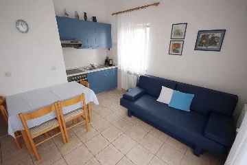 Vir 1-Bedroom Apartment for 2–4 Guests