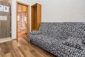 Air-Conditioned Apartment with Balcony in Vir