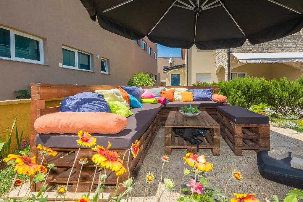 Air-Conditioned Apartment with Balcony in Vir