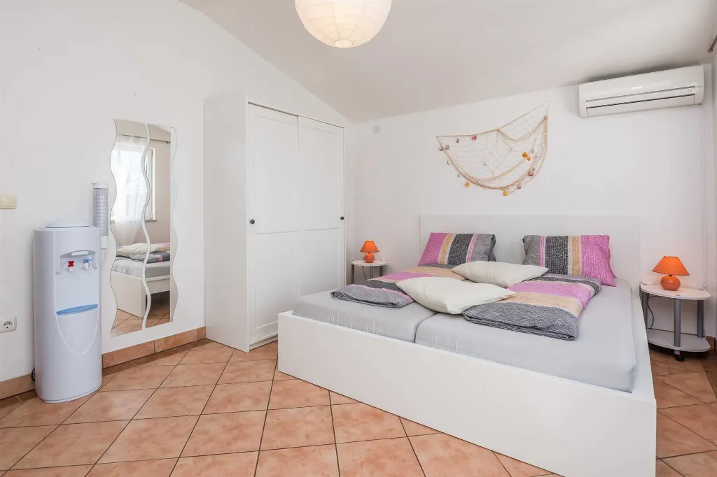 Studio Apartment in Vir for 3 Guests