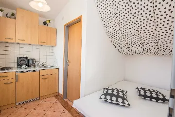 Studio Apartment in Vir for 3 Guests