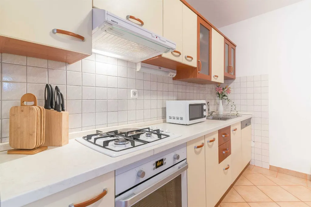 Apartment in Vir for 4 Guests with Terrace