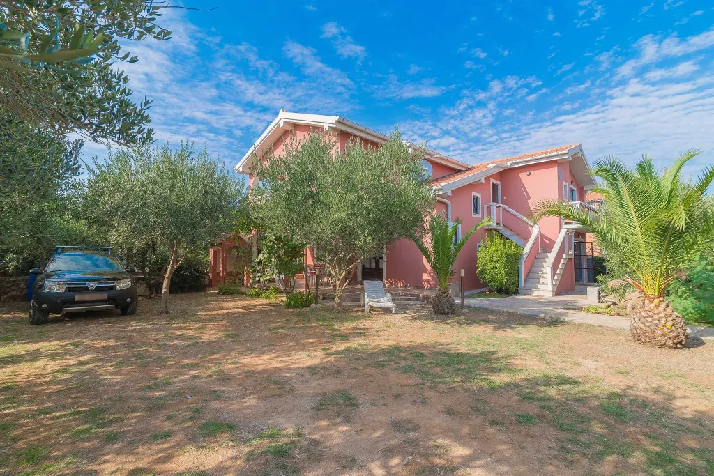 Studio in Vir for 2–3 Guests, 150 m Pebble Beach