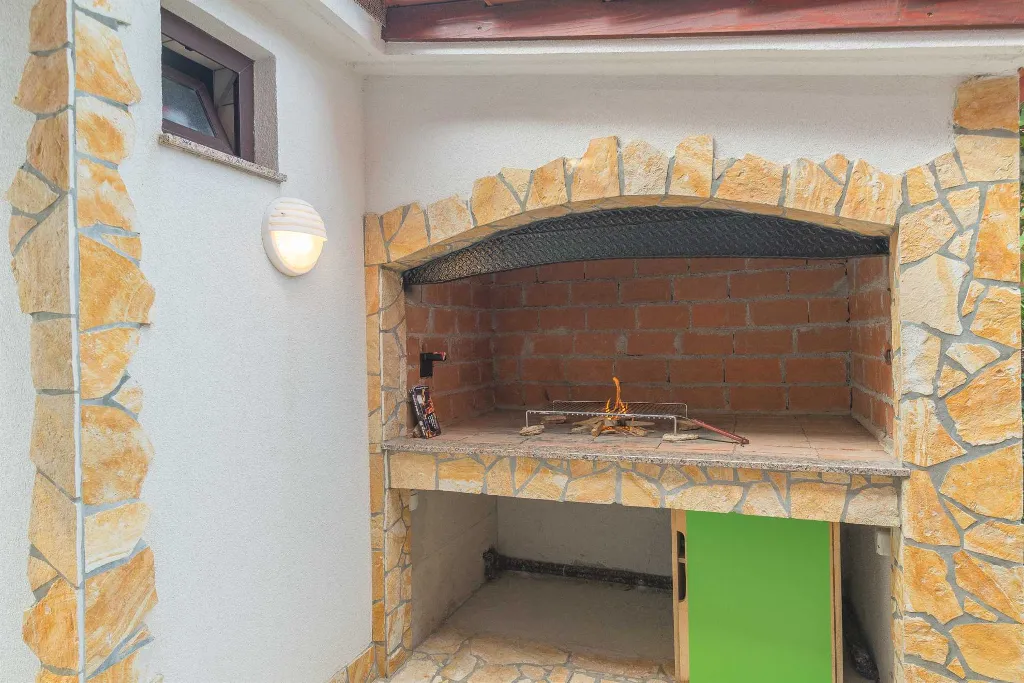 Studio in Vir for 2–3 Guests, 150 m Pebble Beach