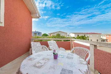 Studio in Vir for 2–3 Guests, 150 m Pebble Beach