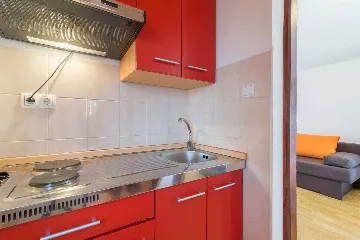 Studio in Vir for 2–3 Guests, 150 m Pebble Beach