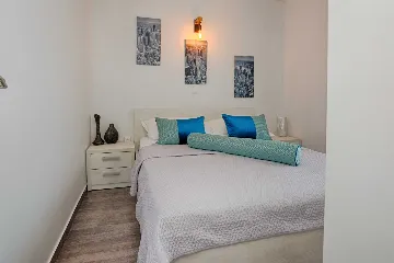 Pool & Sea-View Apartment in Vir (Up to 6)