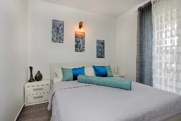 Pool & Sea-View Apartment in Vir (Up to 6)