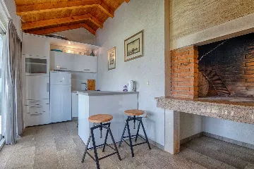 Pool & Sea-View Apartment in Vir (Up to 6)