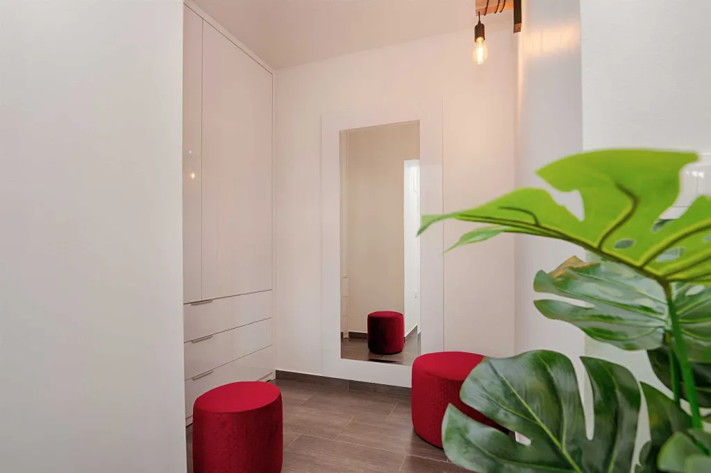 Apartment in Vir for 4 with Pool & Sea View