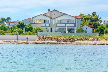 Vir Apartment for 4 with Pool and Sea View