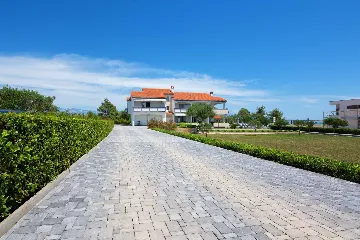 Vir Apartment for 4 with Pool and Sea View