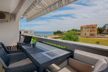 Vir Apartment for 4 with Pool and Sea View