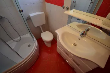 Vir Apartment for Up to 4 Guests with Balcony