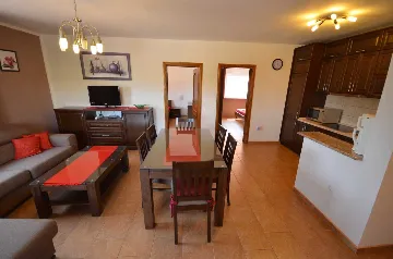 Apartment for 4 Guests in Vir with Air Conditioning