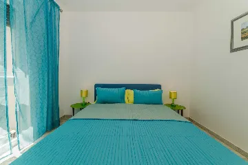 Vir Apartment for 4-6 Guests with 2 Bedrooms