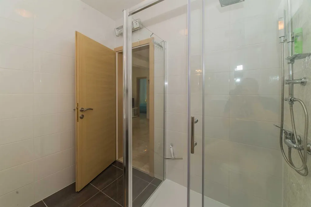 Vir Apartment for 4-6 Guests with 2 Bedrooms