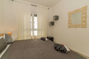 Vir Apartment for 4-6 Guests with 2 Bedrooms