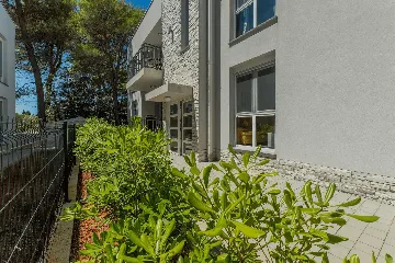 Vir Apartment for 4-6 Guests, 200m to Jadro Beach