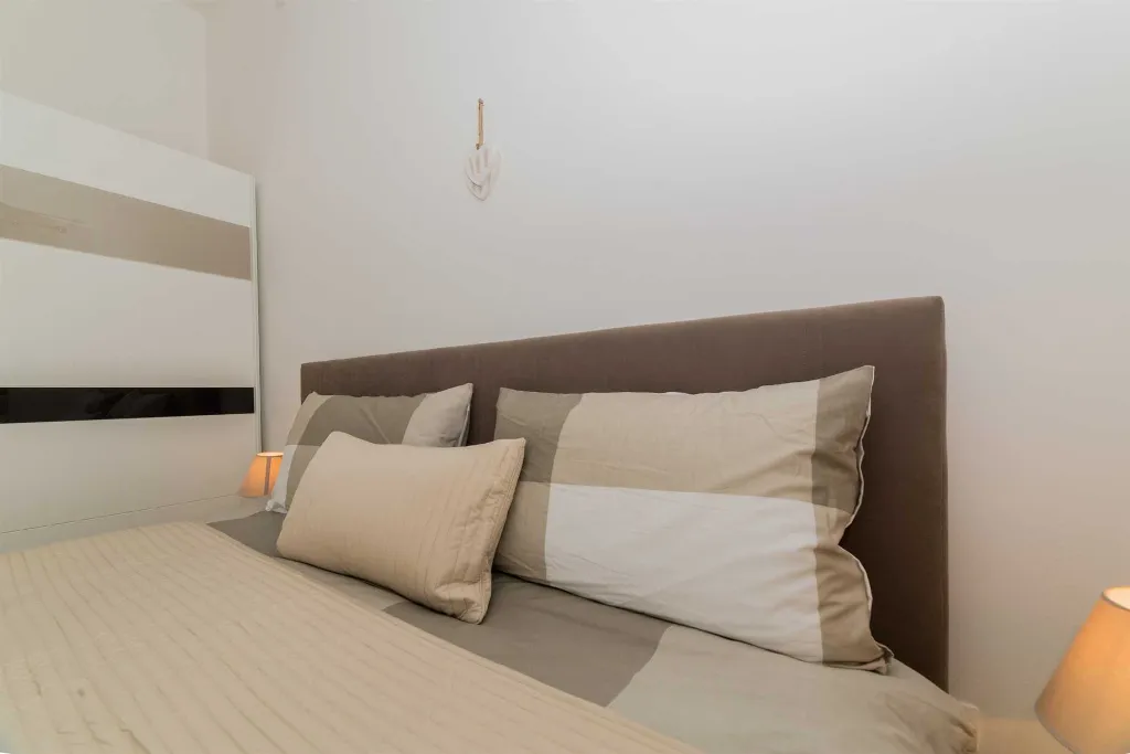 Vir Apartment for 4-6 Guests, 200m to Jadro Beach