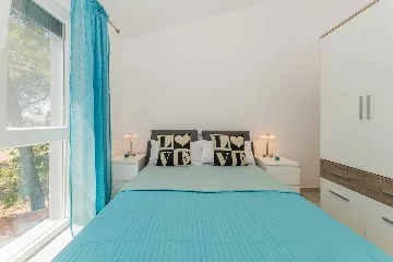 Vir Apartment for 4-6 Guests, 200m to Jadro Beach