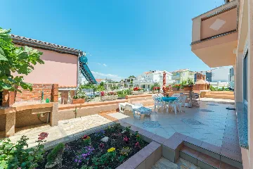 Ground-Floor Apartment in Vir for 4–5 Guests