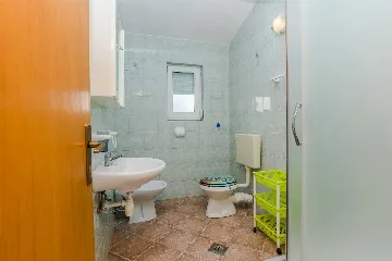 3-Bedroom Apartment in Vir for 6-8 Guests