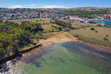 3-Bedroom Apartment in Vir, 30 m to Smratine Beach