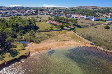 4-Bedroom Apartment in Vir for 8 Guests