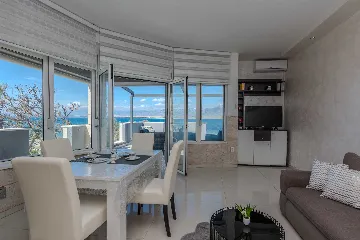 Beachfront Apartment in Vir for Up to 4 Guests