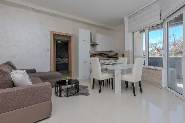 Beachfront Apartment in Vir for Up to 4 Guests