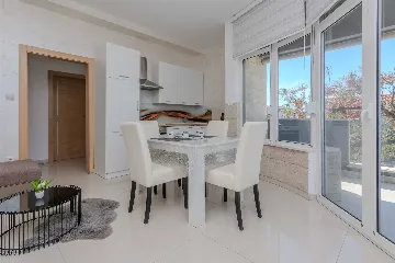 Beachfront Apartment in Vir for Up to 4 Guests