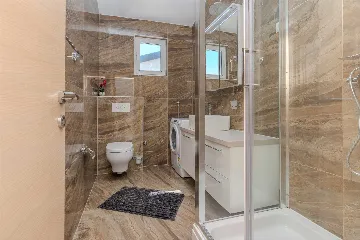 Apartment in Vir for 4–6 Guests with Sea View