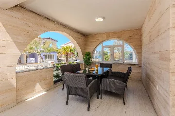 Apartment in Vir for 4-6 Guests, 30m to Beach