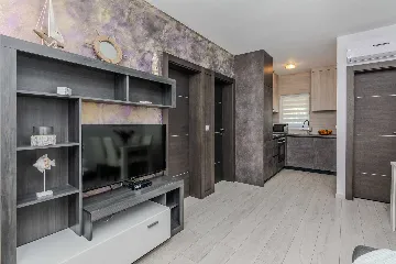 Apartment in Vir for 4-6 Guests, 30m to Beach