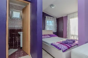 Apartment in Vir for 2–4 Guests with Terrace