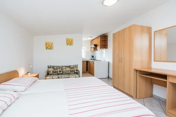 Studio Apartment in Vir for 2 Guests