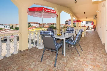 Two-Bedroom Apartment with Sea View in Vir