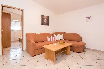 Two-Bedroom Apartment with Sea View in Vir