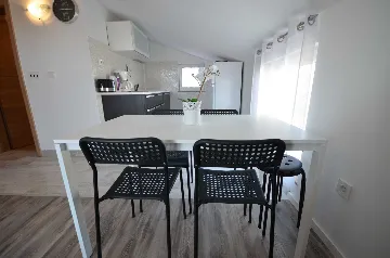 Apartment with Sea View in Vir for 2-4 Guests