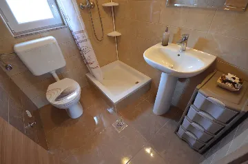 Apartment with Sea View in Vir for 2-4 Guests