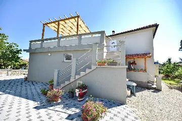 Apartment in Vir for 4–6 Guests